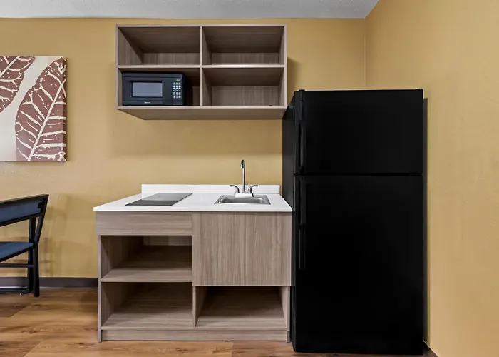 Hawthorn Suites by Wyndham Charlotte/Executive Park