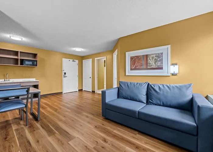 Mainstay Suites Charlotte - Executive Park