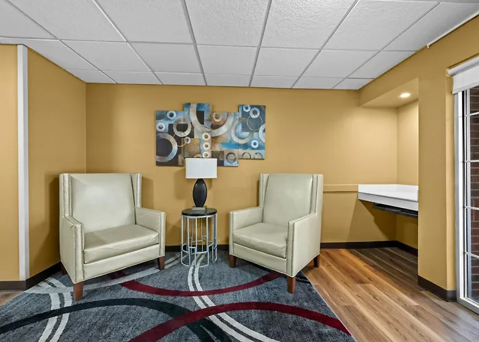 Mainstay Suites Charlotte - Executive Park