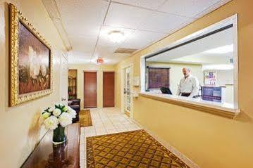 Mainstay - Executive Park 3* Charlotte