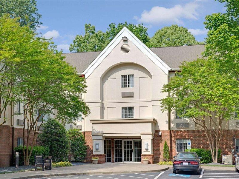 Hotel Mainstay - Executive Park 3*