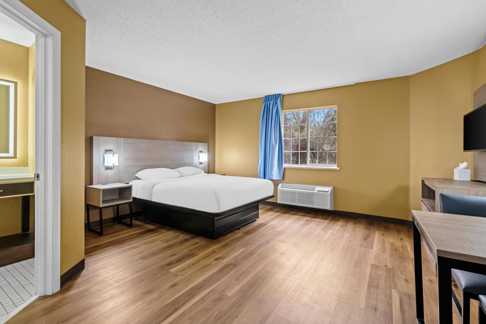 Mainstay - Executive Park 3* Charlotte